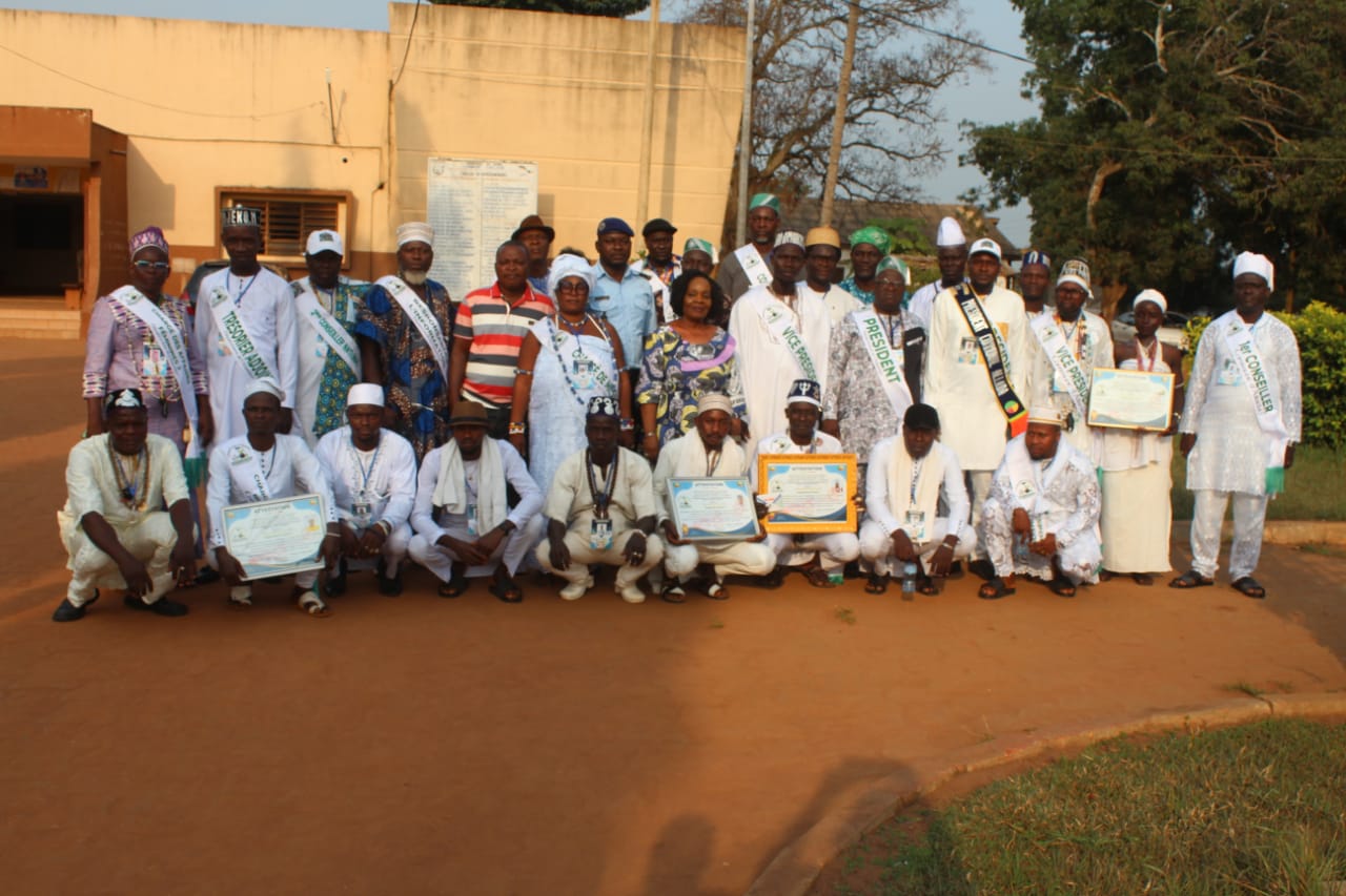 Remise diplôme féticheur